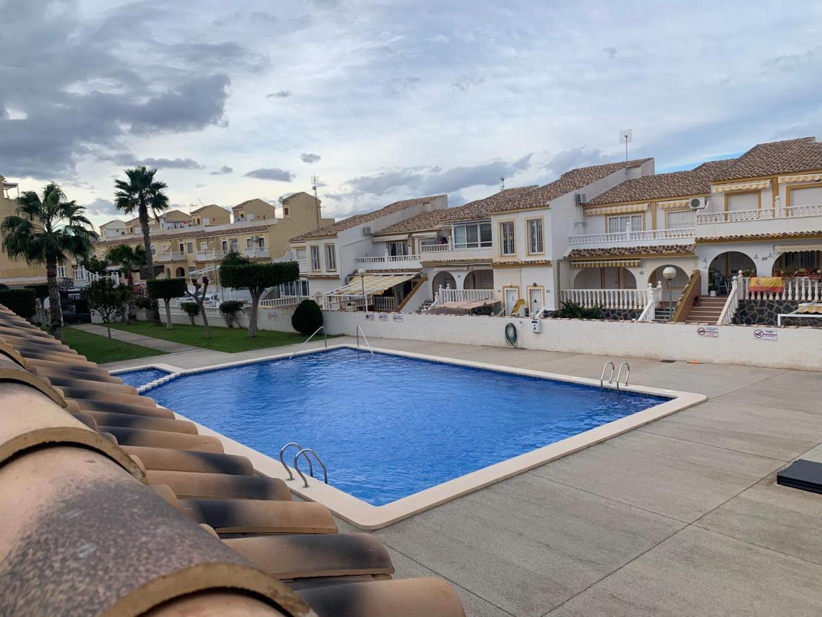 Puerto MarinoAdosado Tranquilo Con Piscina Y Vistas Al Mar公寓 外观 照片
