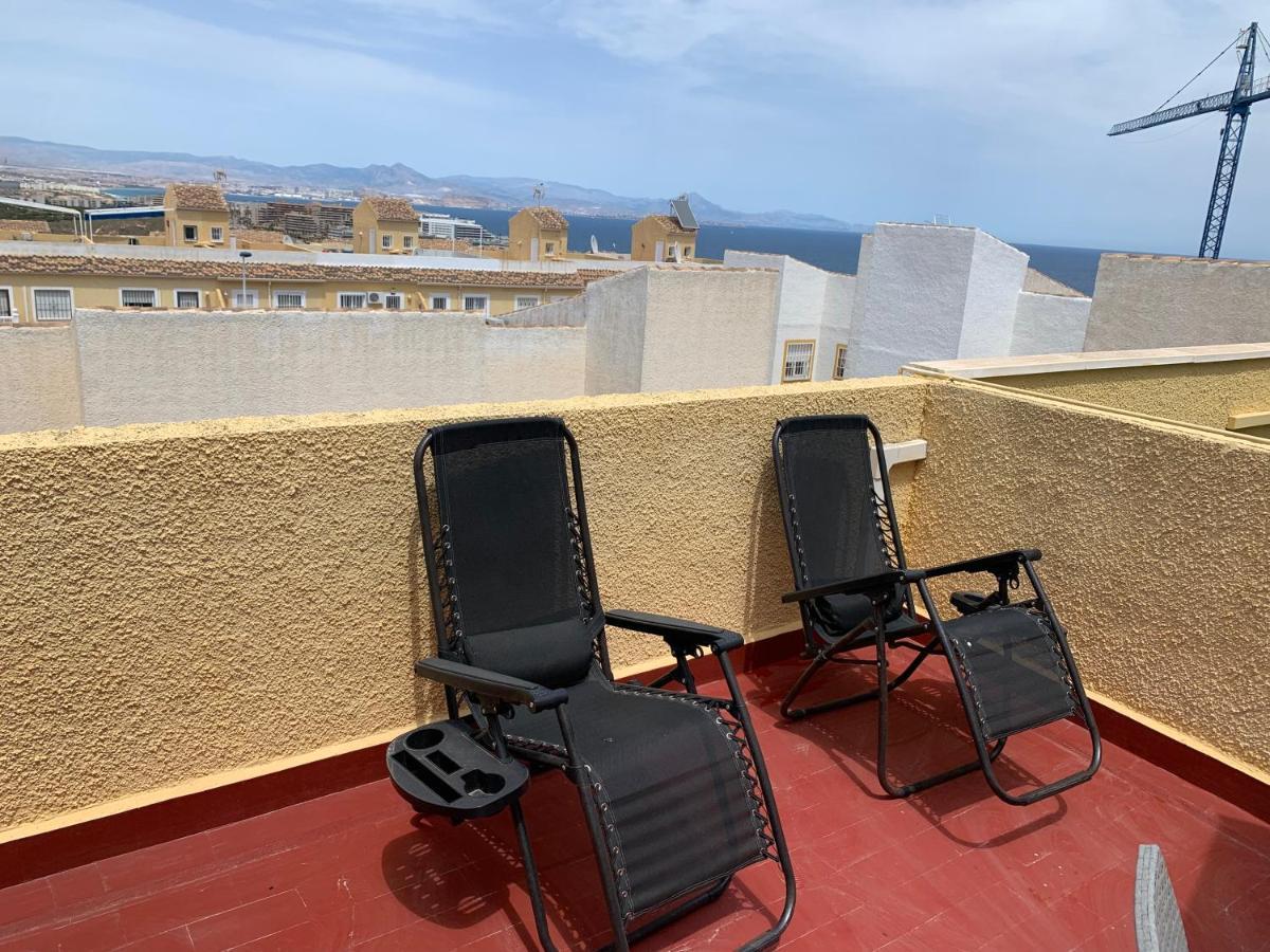 Puerto MarinoAdosado Tranquilo Con Piscina Y Vistas Al Mar公寓 外观 照片